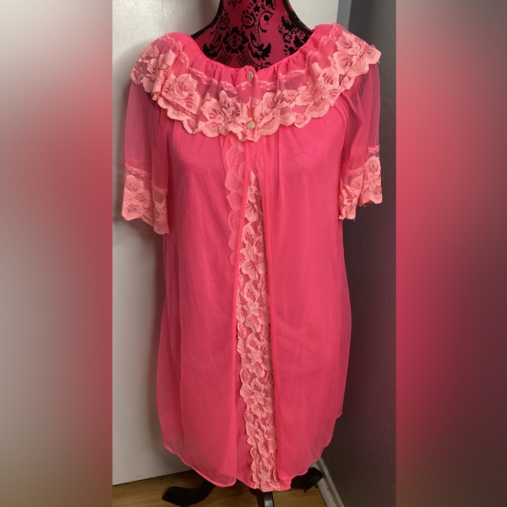Vintage Vibrant Pink Lace Detail Robe & Nightgown L